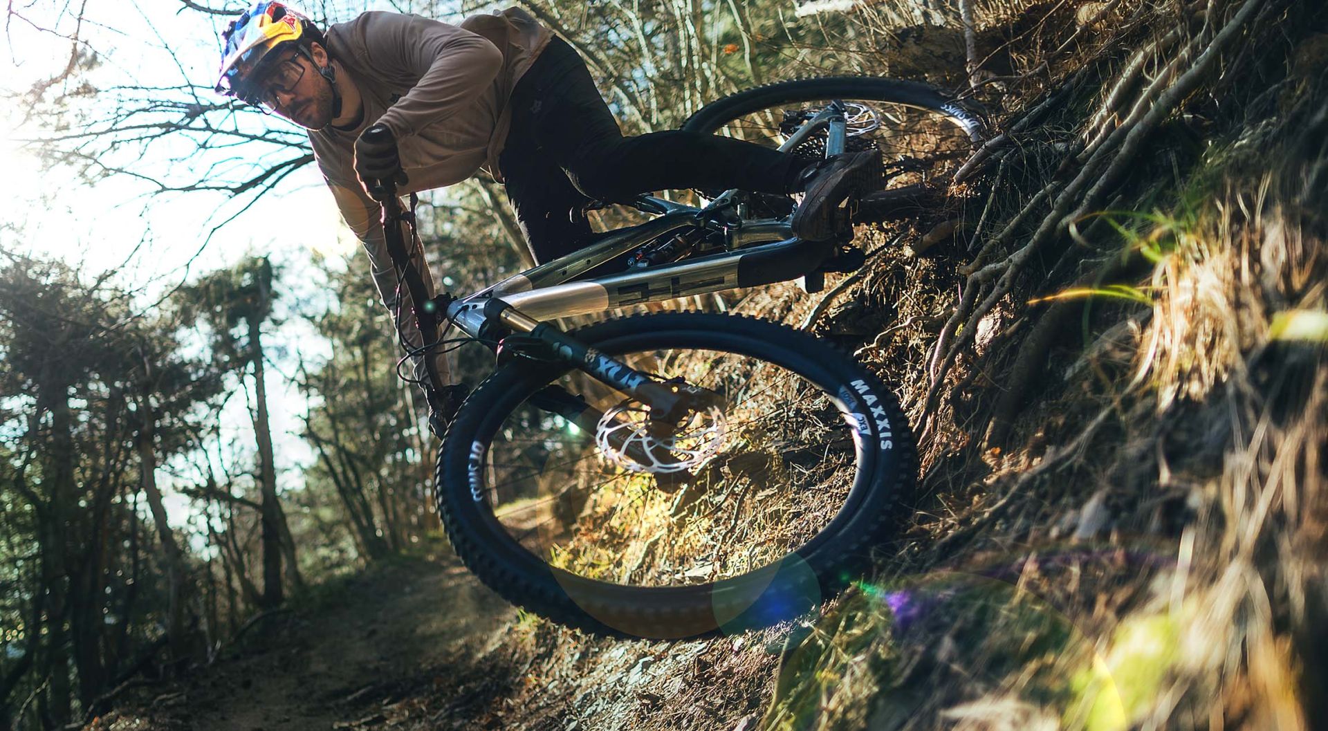 Product image of a YT Jeffsy mountain bike